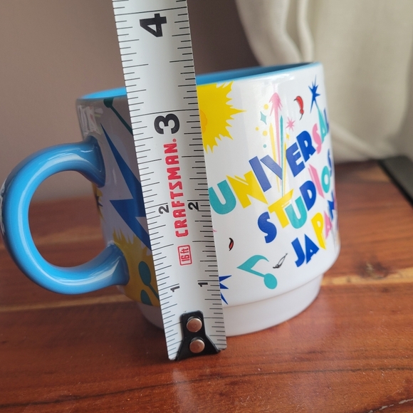 Universal Minion Mug with Blue Handle - Picture 7 of 8